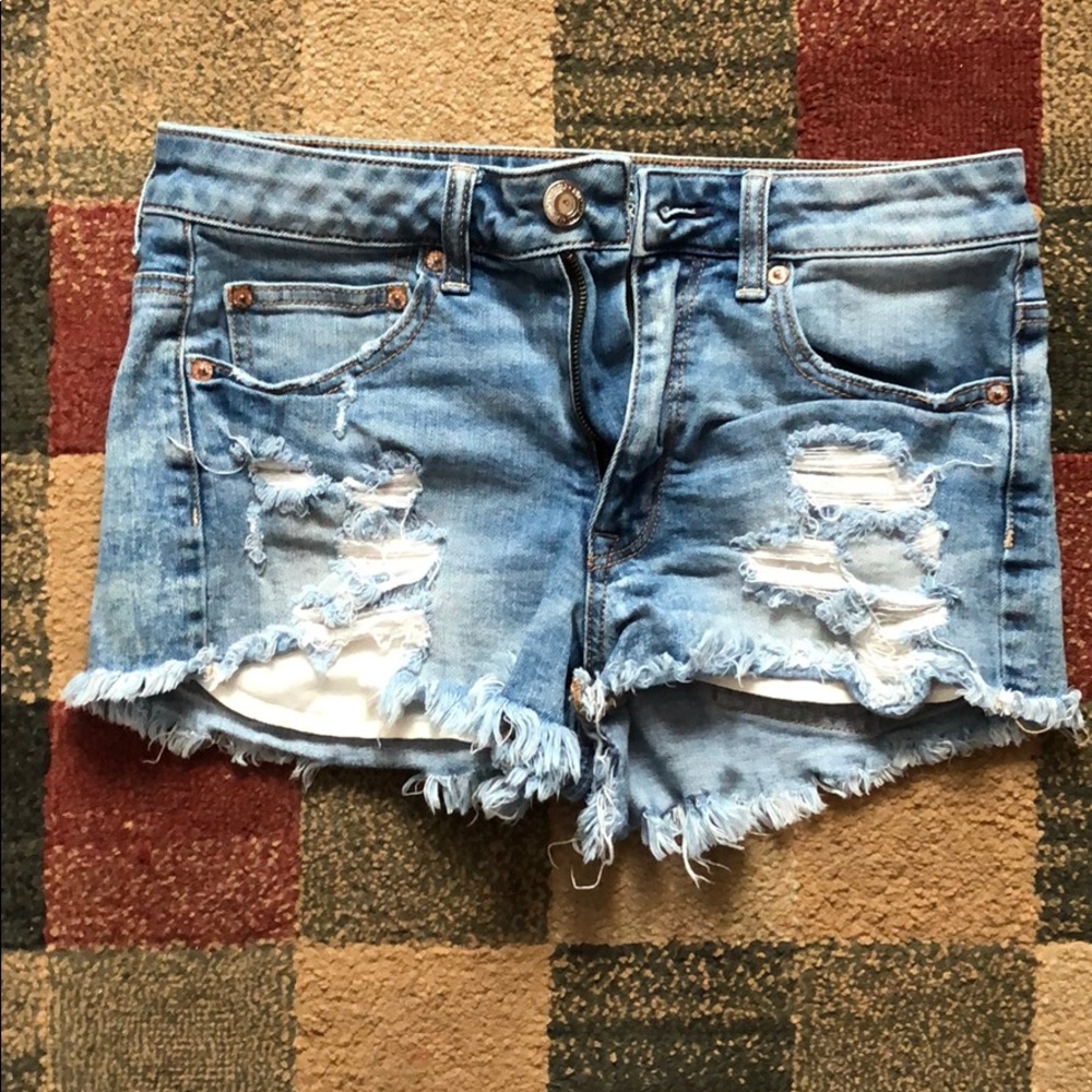 American Eagle Hi-Rise Festival shorts